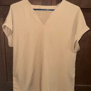 SHEIN Beige V-Neck Short Sleeve Tee